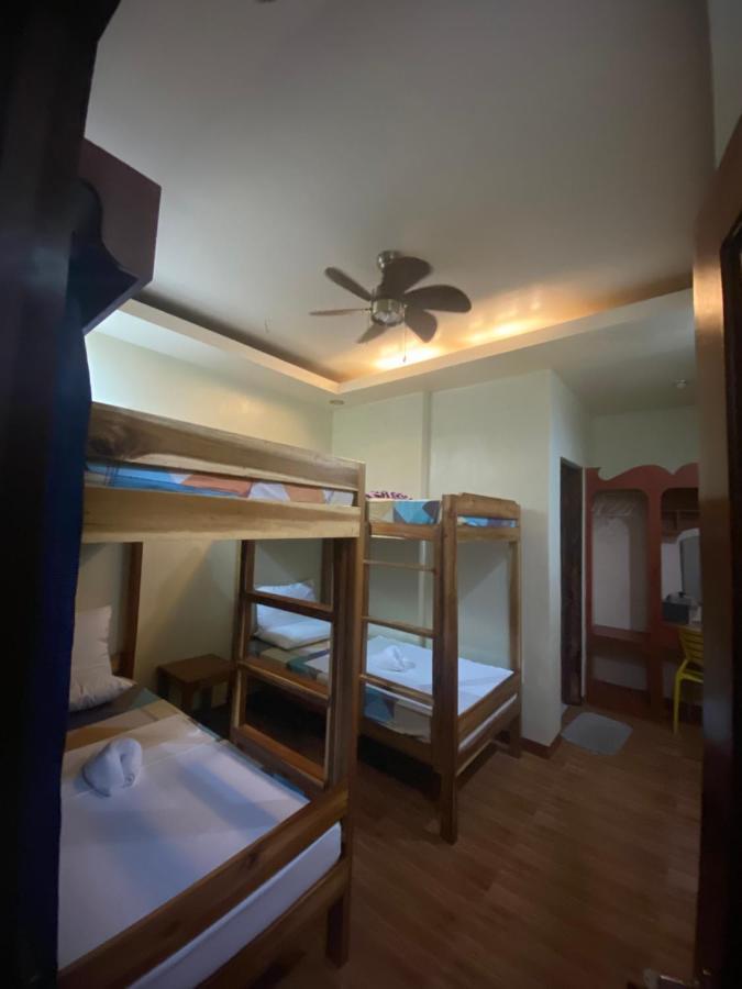 Seaslugs Travellers Inn El Nido Dış mekan fotoğraf