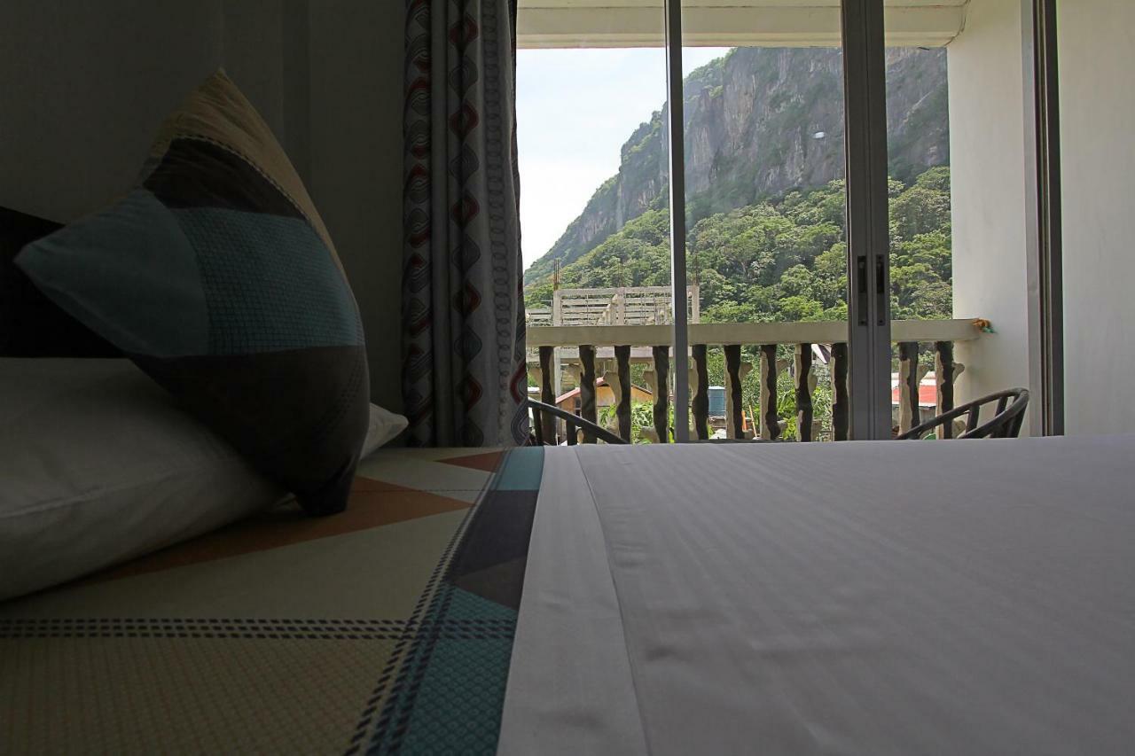 Seaslugs Travellers Inn El Nido Dış mekan fotoğraf